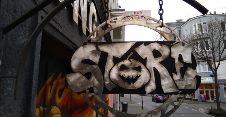 WeedCashNetwork Halloween Store logo file 768x400